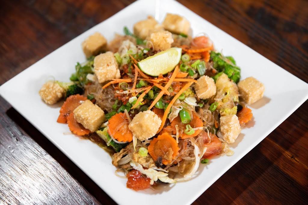 Thai Pearl Restaurant | restaurant | 747 Haywood Rd, Asheville, NC 28806, USA | 8284125905 OR +1 828-412-5905