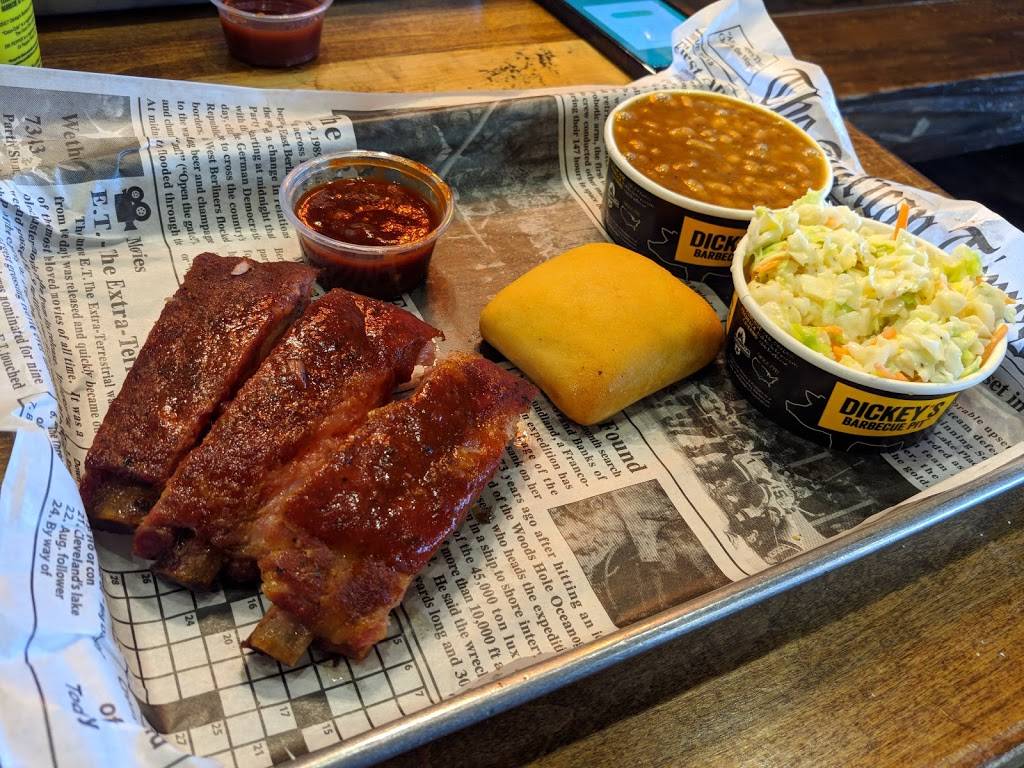 Dickeys Barbecue Pit | restaurant | 8855 Apollo Way Suite 208, Downey, CA 90242, USA | 5629163202 OR +1 562-916-3202