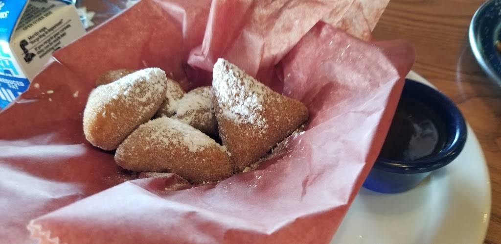 Cracker Barrel Old Country Store | restaurant | 2265 N State St, Greenfield, IN 46140, USA | 3174680820 OR +1 317-468-0820