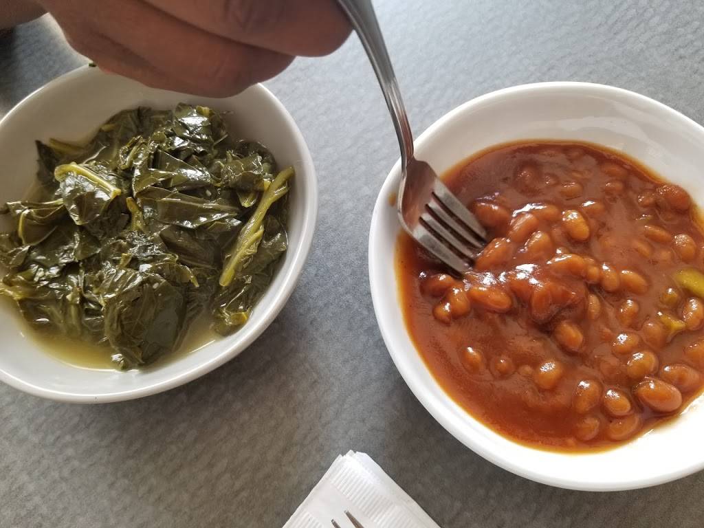 Browns BBQ and Soul Food | restaurant | 410 W San Rafael Dr, Palm Springs, CA 92262, USA | 7608326985 OR +1 760-832-6985