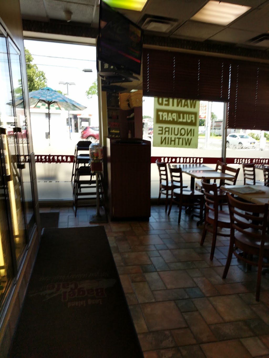 Bellmore Bagel Cafe | restaurant | 550-552 Jerusalem Ave, Bellmore, NY 11710, USA | 5167816575 OR +1 516-781-6575