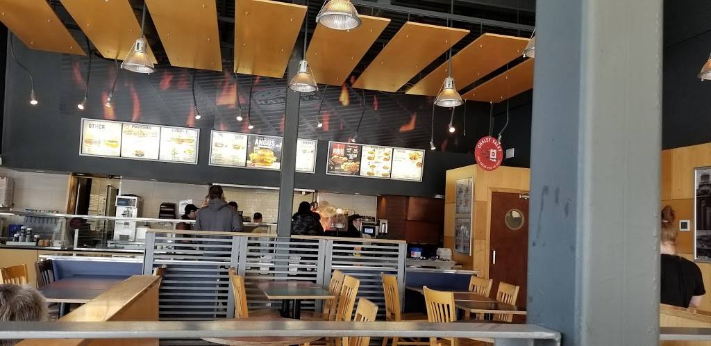 Harveys | restaurant | 101 Dundas St S, Cambridge, ON N1R 8N9, Canada | 5196249595 OR +1 519-624-9595