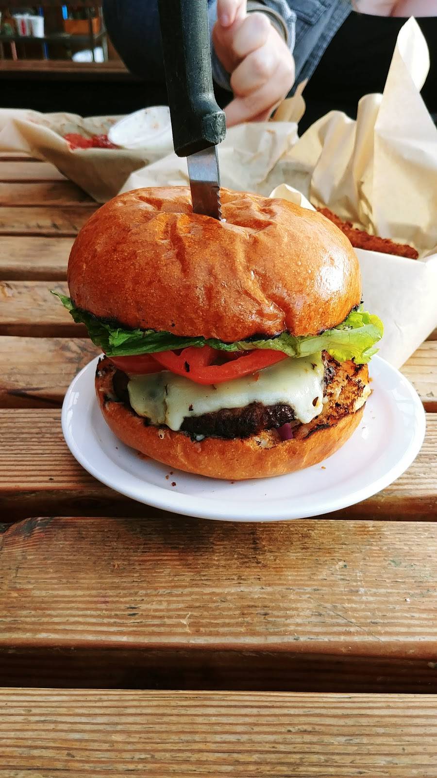 Fire on the Mountain Buffalo Wings | Fremont | restaurant | 3443 NE 57th Ave, Portland, OR 97213, USA | 5038948973 OR +1 503-894-8973