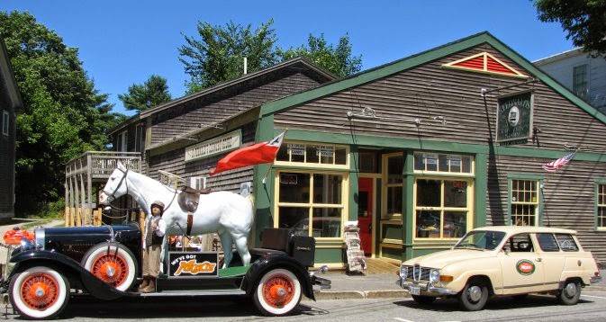 S. Fernalds Country Store | meal takeaway | 50 Main St, Damariscotta, ME 04543, USA | 2075638484 OR +1 207-563-8484