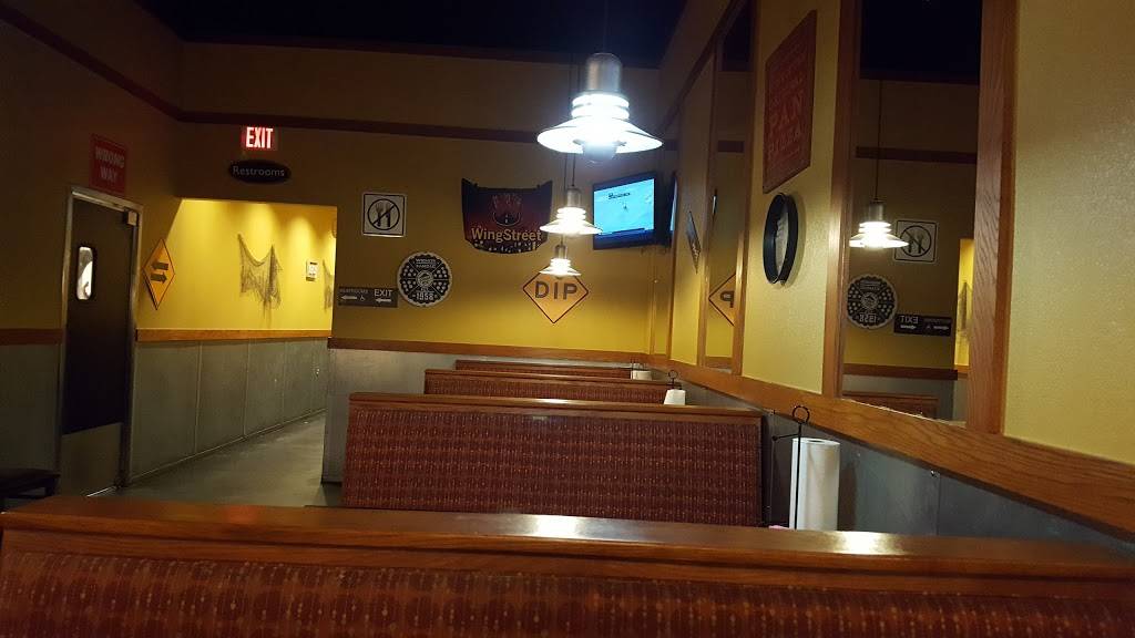 Pizza Hut | restaurant | Seawall Blvd, Galveston, TX 77551, USA | 4097403400 OR +1 409-740-3400