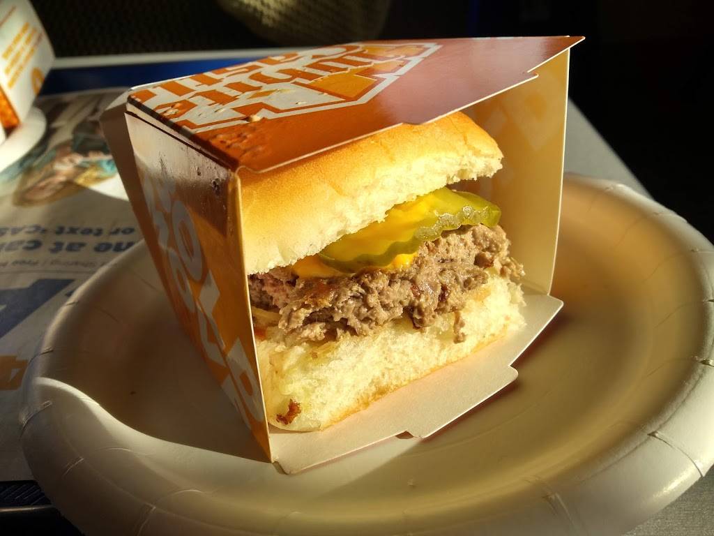 White Castle | restaurant | 3212 W Addison St, Chicago, IL 60618, USA | 7735392505 OR +1 773-539-2505