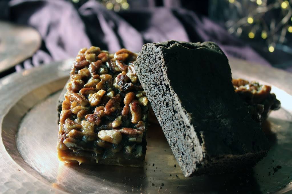 Decadent Delights | bakery | 1644, 7703 Fox Chase Ln, Wellington, CO 80549, USA | 9702861120 OR +1 970-286-1120