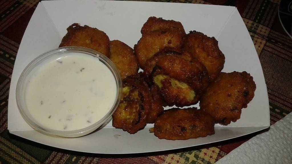 The Pickle Barrel General Store & Cafe | restaurant | 9945 County Rd 44, Leesburg, FL 34788, USA | 4074639629 OR +1 407-463-9629