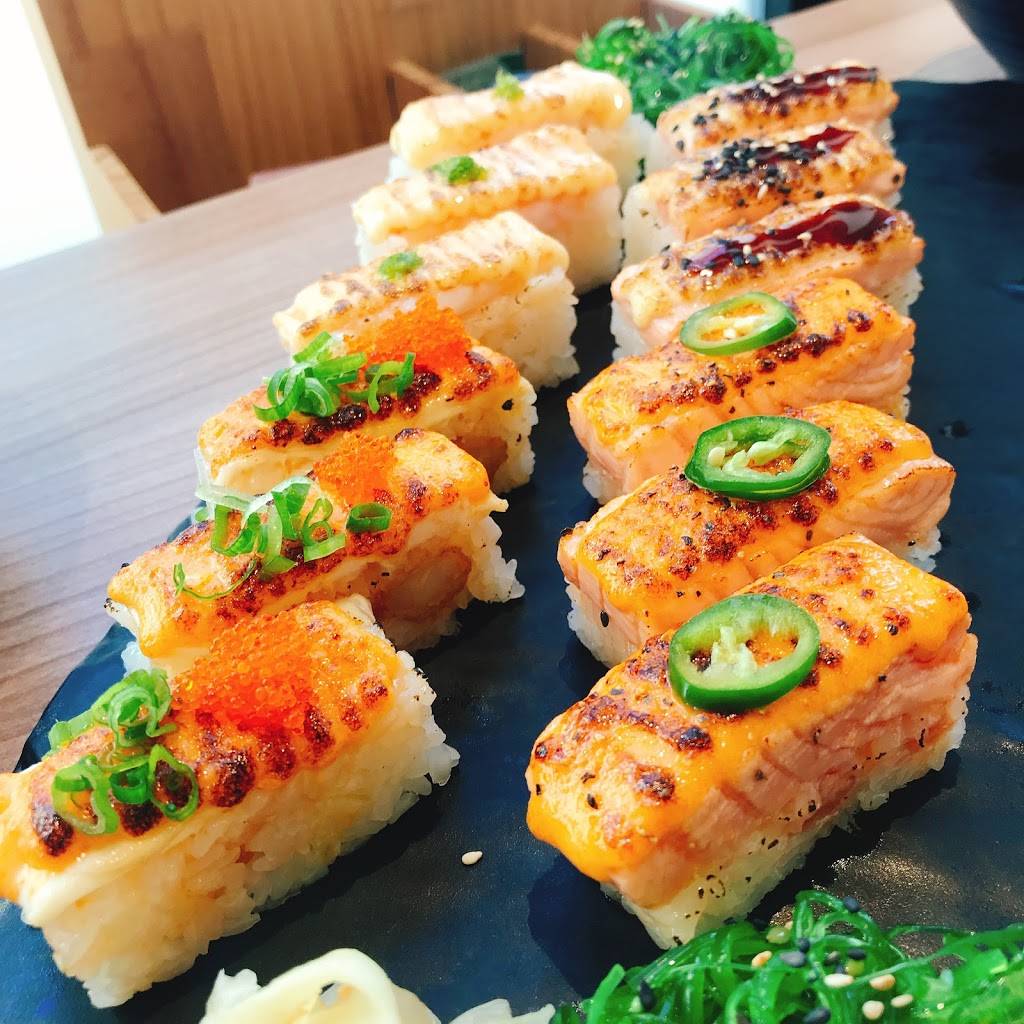 TORCH Pressed Sushi | restaurant | 6026 Yonge St, North York, ON M2M 3W5, Canada | 4167338338 OR +1 416-733-8338