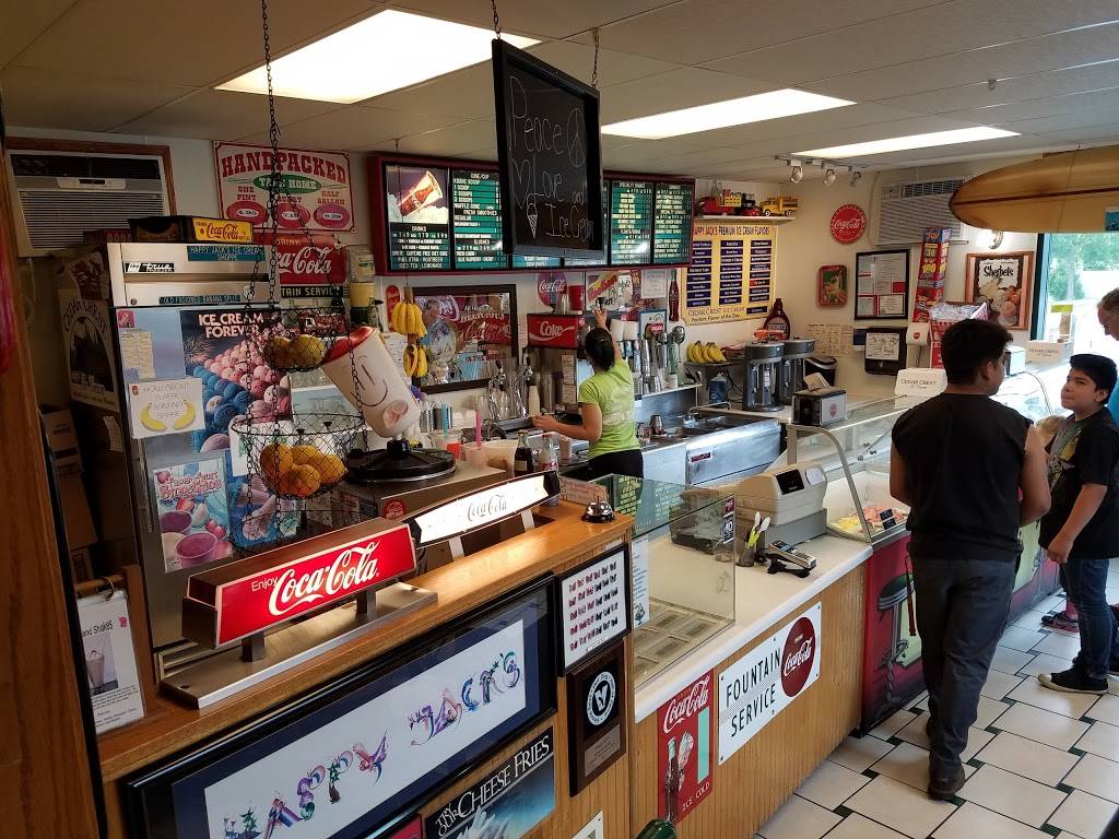 Happy Jacks Submarines | restaurant | 4911 W Elm St, McHenry, IL 60050, USA | 8153850140 OR +1 815-385-0140