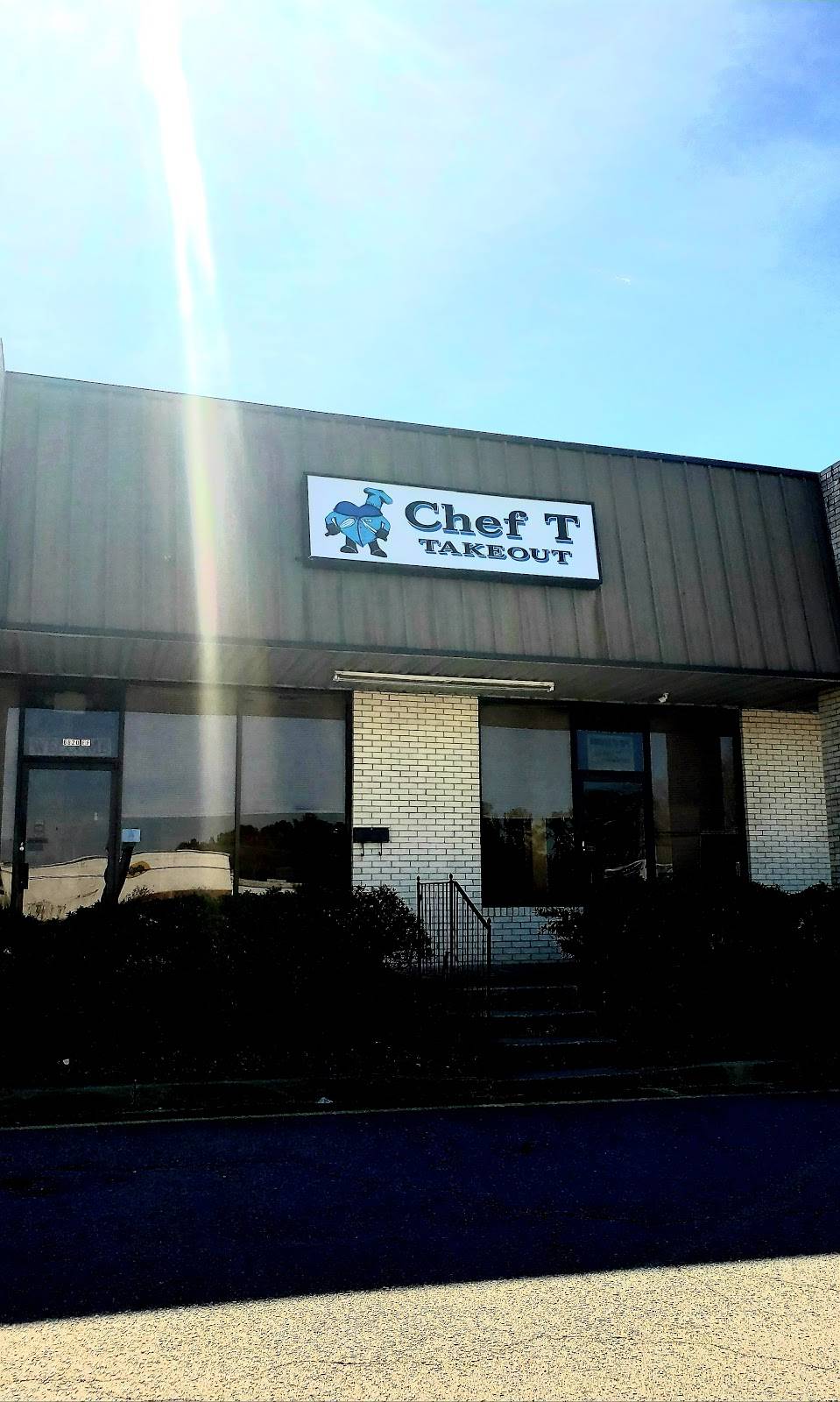 CHEF T TAKEOUT LLC | restaurant | 6820 N Main St Suite E & F, Columbia, SC 29203, USA | 8037725200 OR +1 803-772-5200