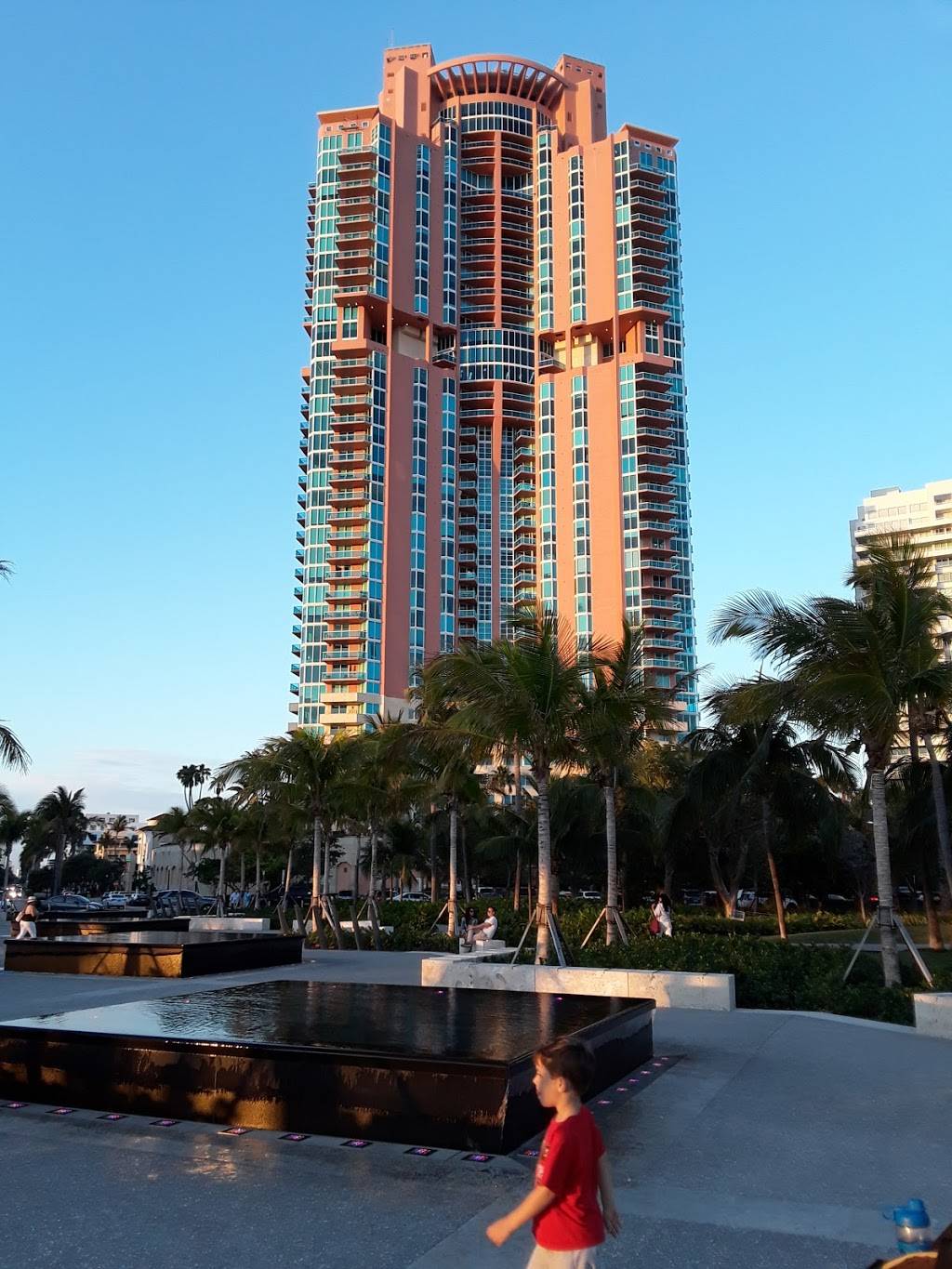 Red, the Steakhouse - Miami Beach | restaurant | 119 Washington Ave, Miami Beach, FL 33139, USA | 3055343688 OR +1 305-534-3688