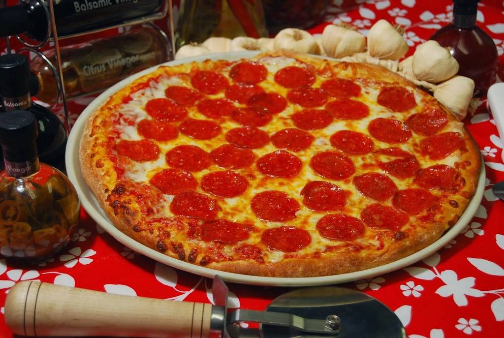 Grand Cinema Pizza-Hinckley | meal delivery | 845 Weber Ave S, Hinckley, MN 55037, USA | 3203847499 OR +1 320-384-7499