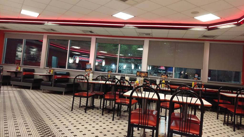 Steak n Shake | restaurant | 1125 Interstate Dr, Cookeville, TN 38501, USA | 9315256742 OR +1 931-525-6742