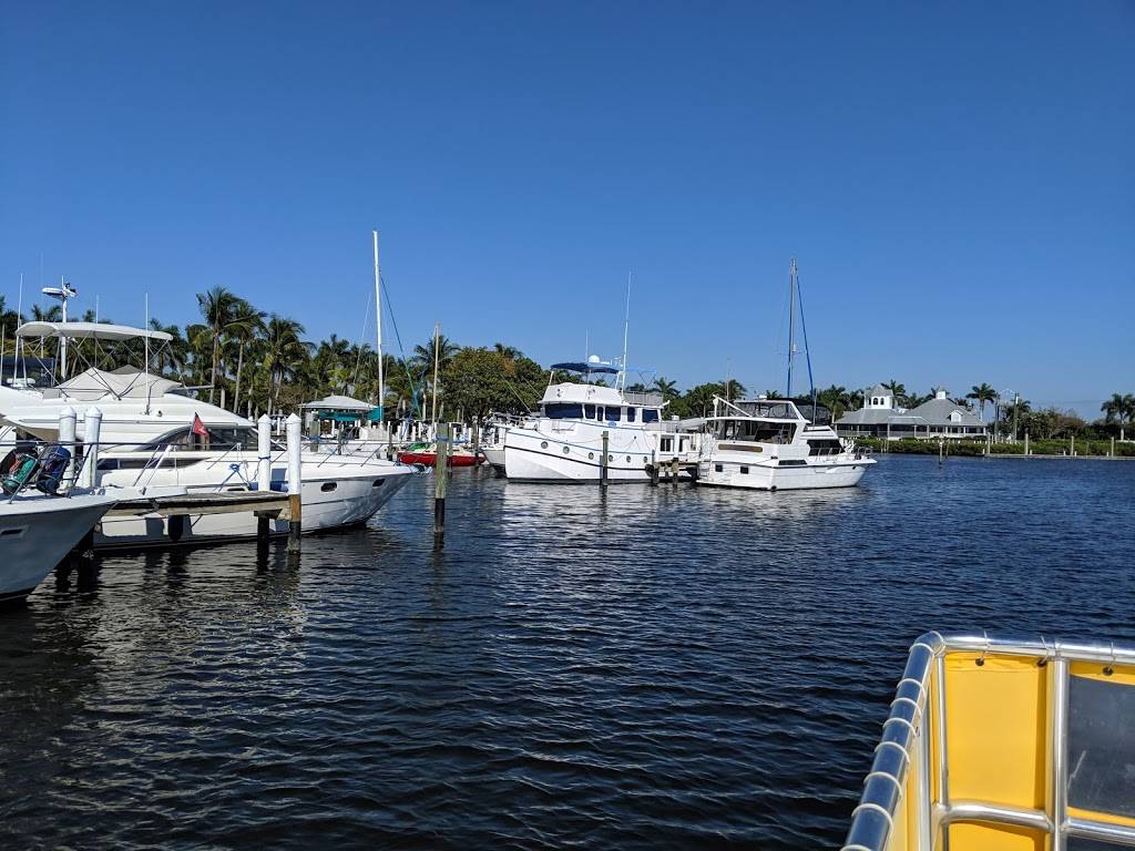 Port Sanibel Marina | restaurant | 14341 Port Comfort Rd, Fort Myers, FL 33908, USA | 2394371660 OR +1 239-437-1660