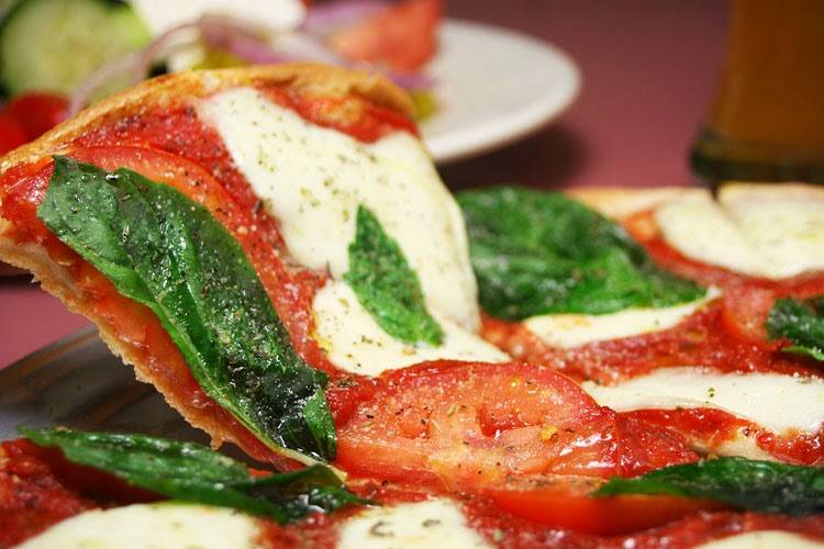 Royal II Restaurant and Grill | night club | 715 MA-6A, Yarmouth Port, MA 02675, USA | 5083622288 OR +1 508-362-2288