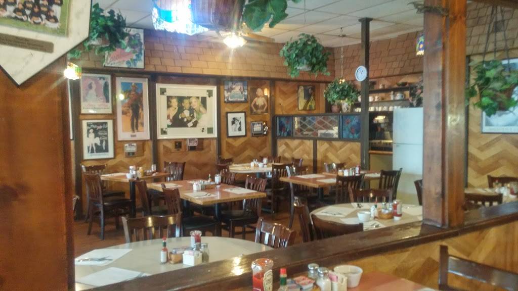 Dougs Place | restaurant | 20871 Redwood Rd, Castro Valley, CA 94546, USA | 5105389155 OR +1 510-538-9155