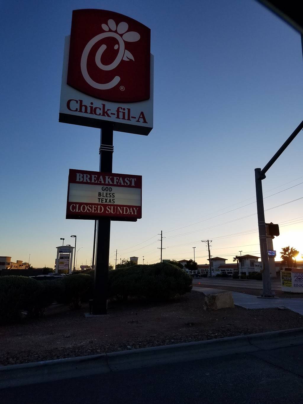 Chick-fil-A | restaurant | 1840 N Zaragoza Rd, El Paso, TX 79936, USA | 9159210610 OR +1 915-921-0610