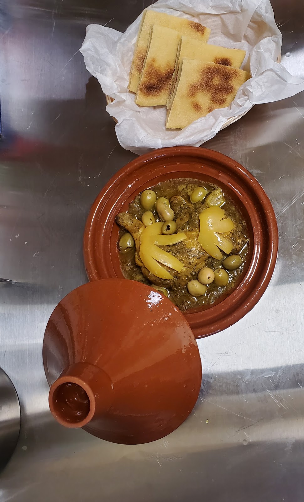 Moroccan cafe | restaurant | 7959 Fredericksburg Rd suite 215, San Antonio, TX 78229, USA | 2104449084 OR +1 210-444-9084