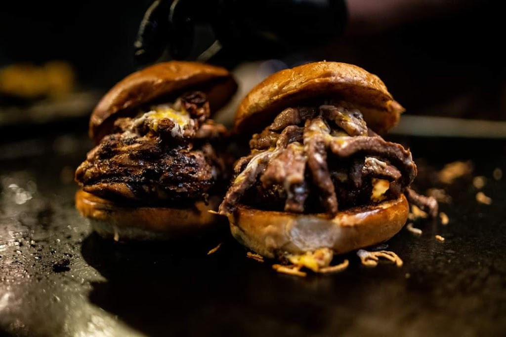 El Viejon wings & Tacos | restaurant | 6868 W University Blvd, Odessa, TX 79764, USA | 4322325869 OR +1 432-232-5869