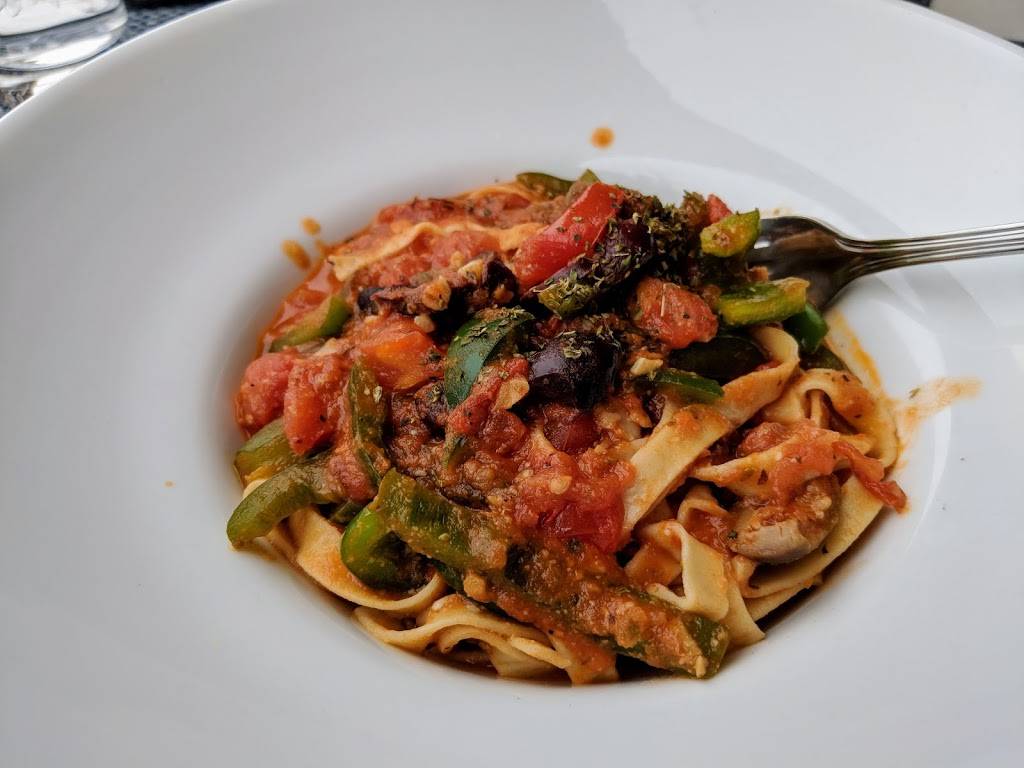 Akrotiri | restaurant | 29-20 30th Ave, Astoria, NY 11102, USA | 7187262447 OR +1 718-726-2447