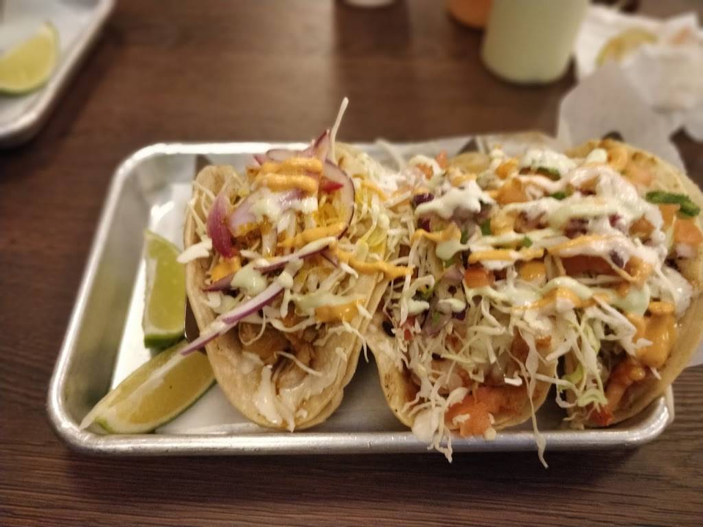 El Yaqui tacos y mariscos | restaurant | 1935 17th St suite a-2, Santa Ana, CA 92705, USA | 7146174880 OR +1 714-617-4880