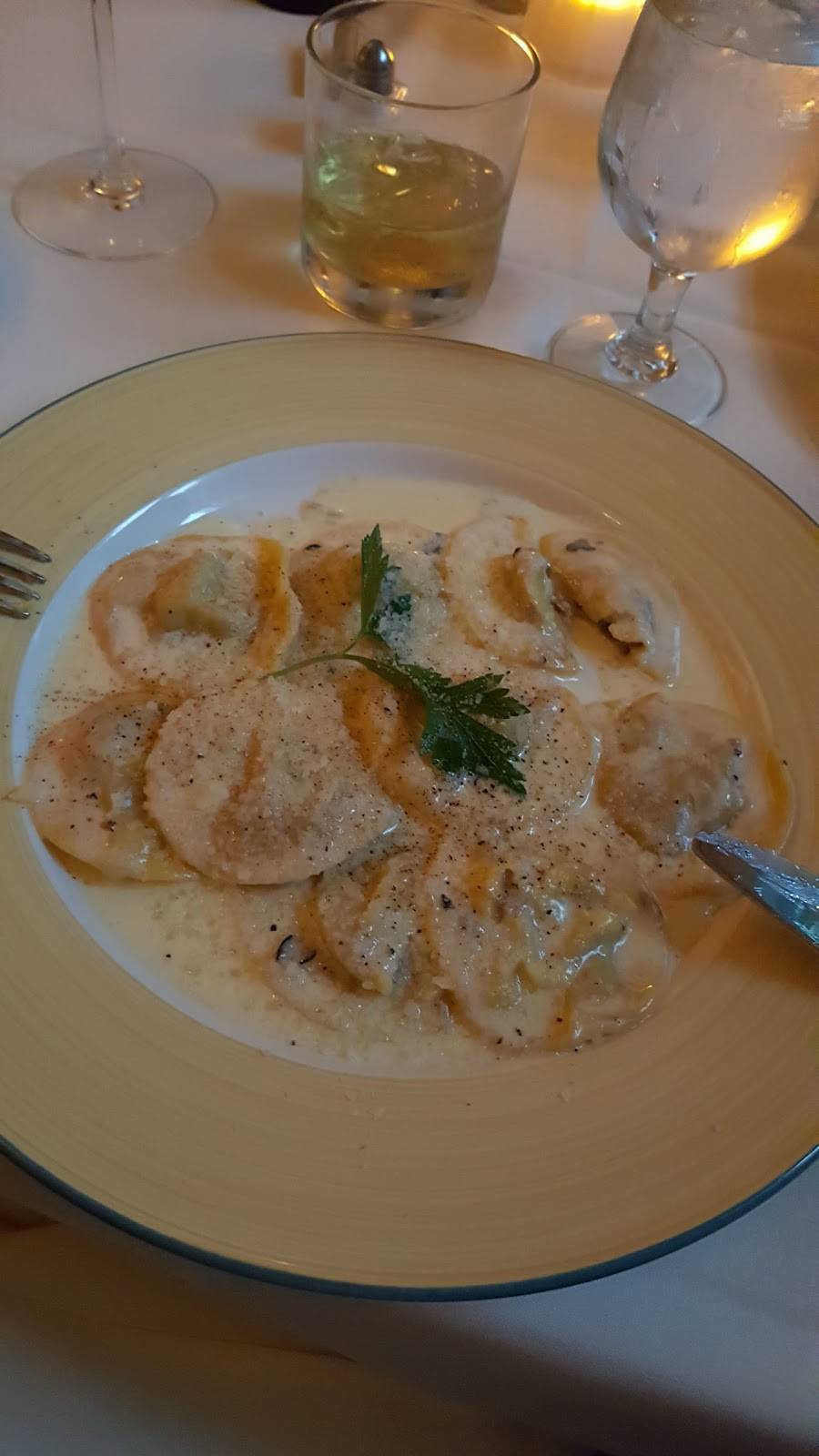 Luna Rossa | restaurant | 347 E 85th St, New York, NY 10028, USA | 2125173118 OR +1 212-517-3118