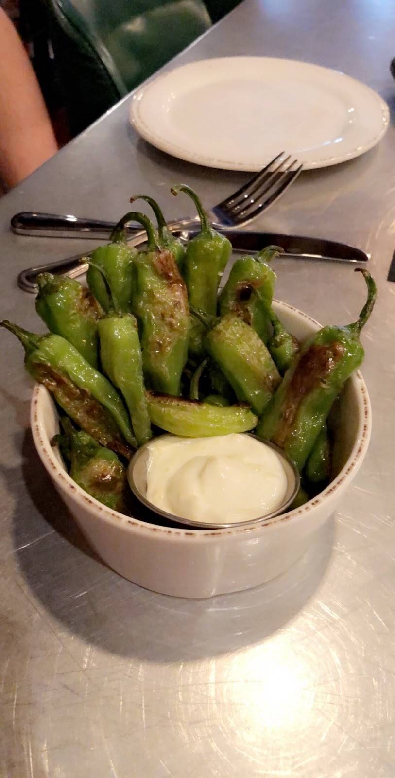 Slow Hand WC | restaurant | 30 N Church St, West Chester, PA 19380, USA | 4849998638 OR +1 484-999-8638