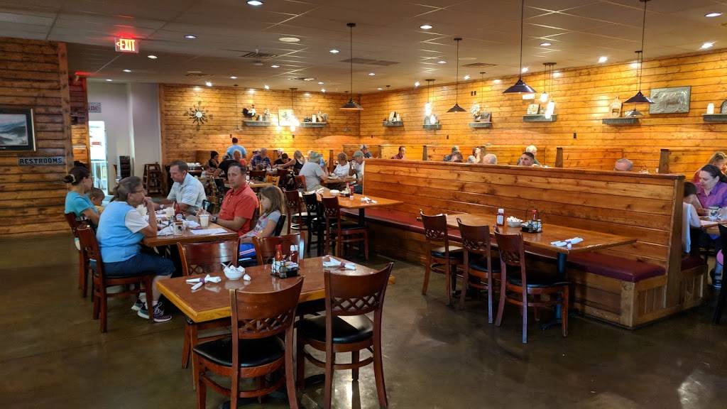 Sawyers Farmhouse Breakfast | restaurant | 2831 Parkway, Pigeon Forge, TN 37863, USA | 8653661090 OR +1 865-366-1090