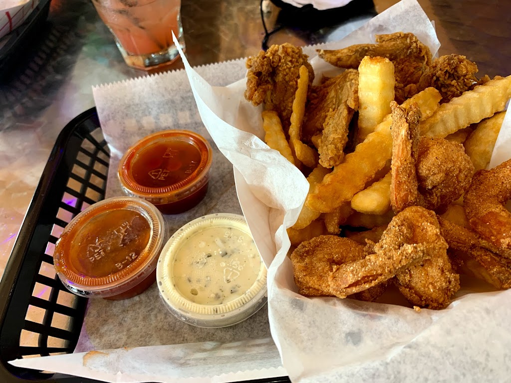 Harolds Chicken & Ice Bar | restaurant | 349 Edgewood Ave SE, Atlanta, GA 30312, USA | 4045770001 OR +1 404-577-0001