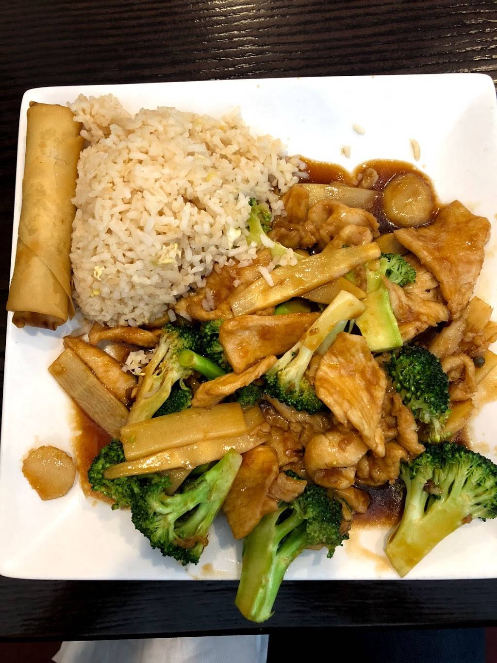 Ivys Chinese Cafe | restaurant | 11550 Ridgeline Dr #120, Colorado Springs, CO 80921, USA | 7194878088 OR +1 719-487-8088