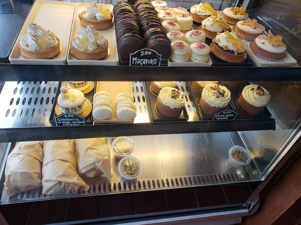 Blue Dog Bakery & Cafe | cafe | 2868 Frankfort Ave, Louisville, KY 40206, USA | 5028999800 OR +1 502-899-9800