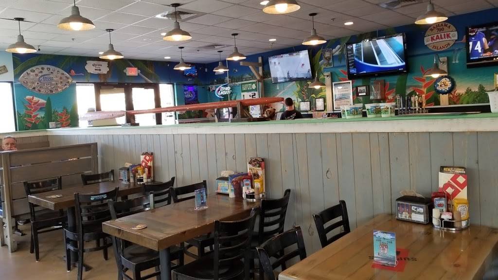 Hurricane Grill & Wings | meal takeaway | 4550 Donald Ross Rd, Palm Beach Gardens, FL 33410, USA | 5616914100 OR +1 561-691-4100