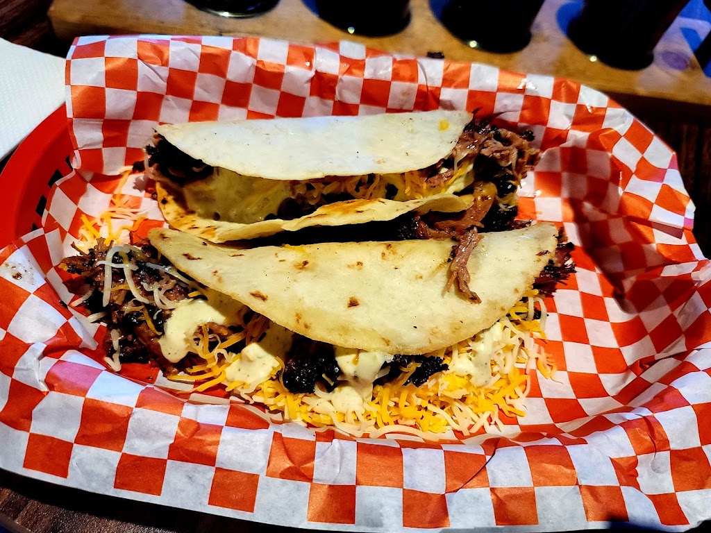 A Bit Twisted Brewpub | restaurant | 3095 S Peoria St Unit B, Aurora, CO 80014, USA | 7203504905 OR +1 720-350-4905