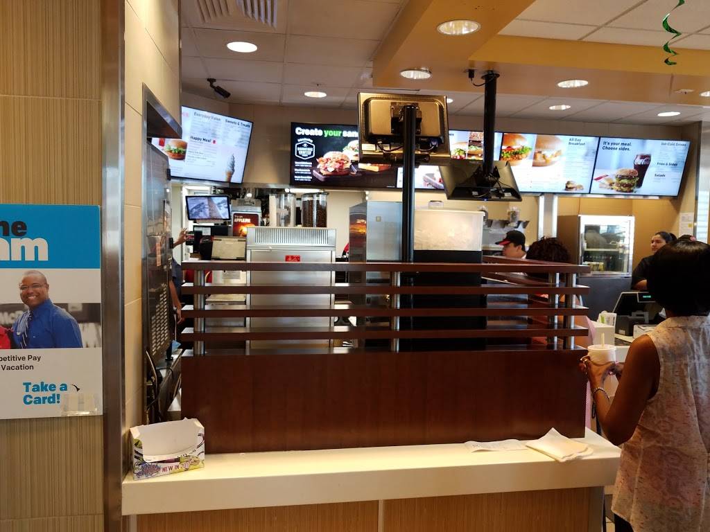McDonalds | cafe | 5223 Broadway Avenue J, Galveston, TX 77551, USA | 4099744364 OR +1 409-974-4364