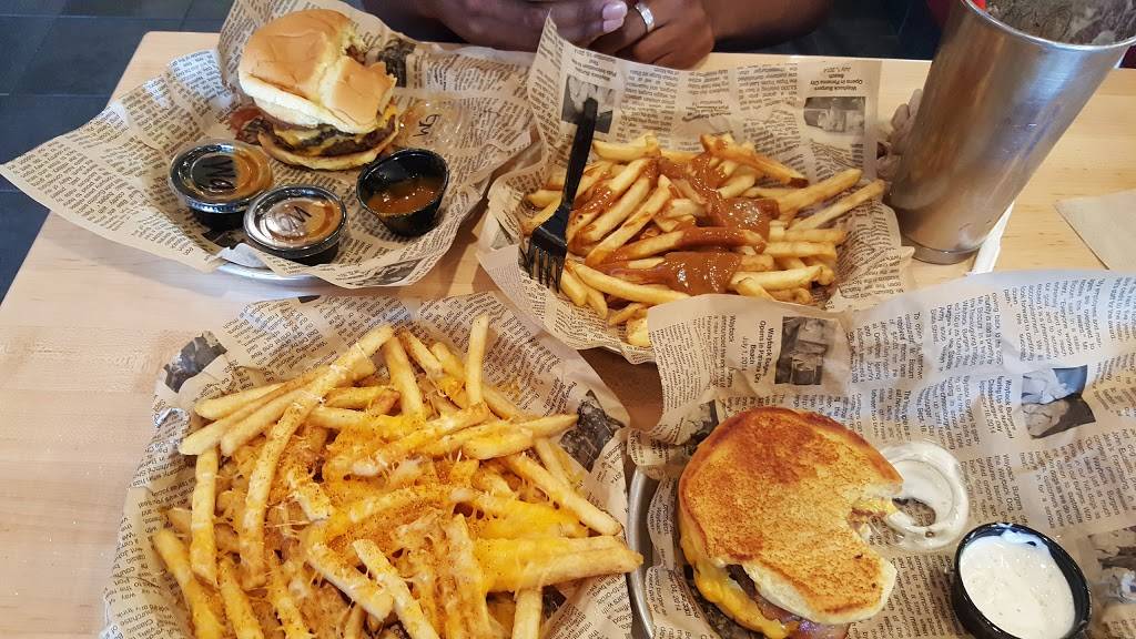 Wayback Burgers | restaurant | 26455 Johnson Rd, Evans Mills, NY 13637, USA | 3156296461 OR +1 315-629-6461