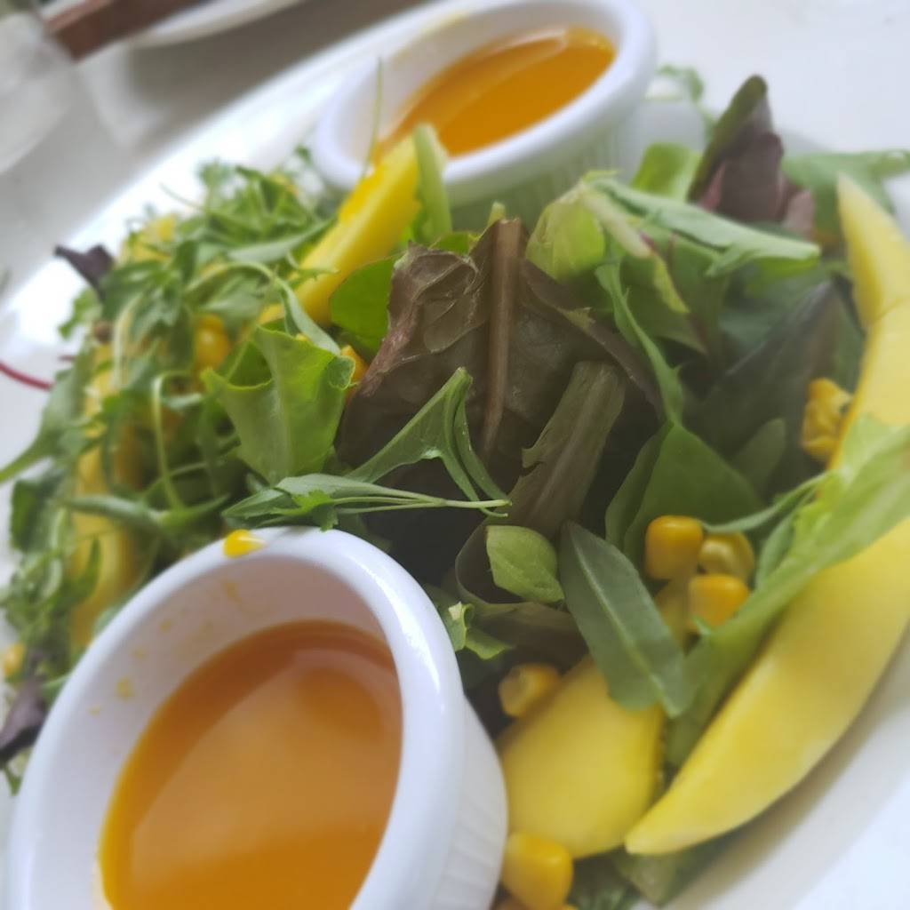 Palace | night club | 1052 Ocean Dr, Miami Beach, FL 33139, USA | 3055317234 OR +1 305-531-7234