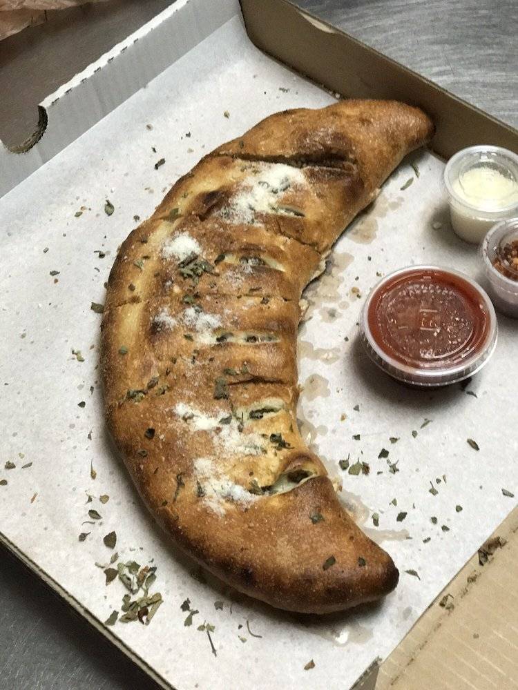 Marina Pizza & Caffe | restaurant | 2139 Lombard St, San Francisco, CA 94123, USA | 4159313333 OR +1 415-931-3333