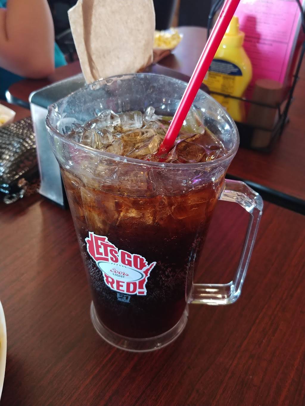 Replay Sports Bar & Grill | restaurant | 1731 Ft Howard Ave, De Pere, WI 54115, USA | 9203309011 OR +1 920-330-9011