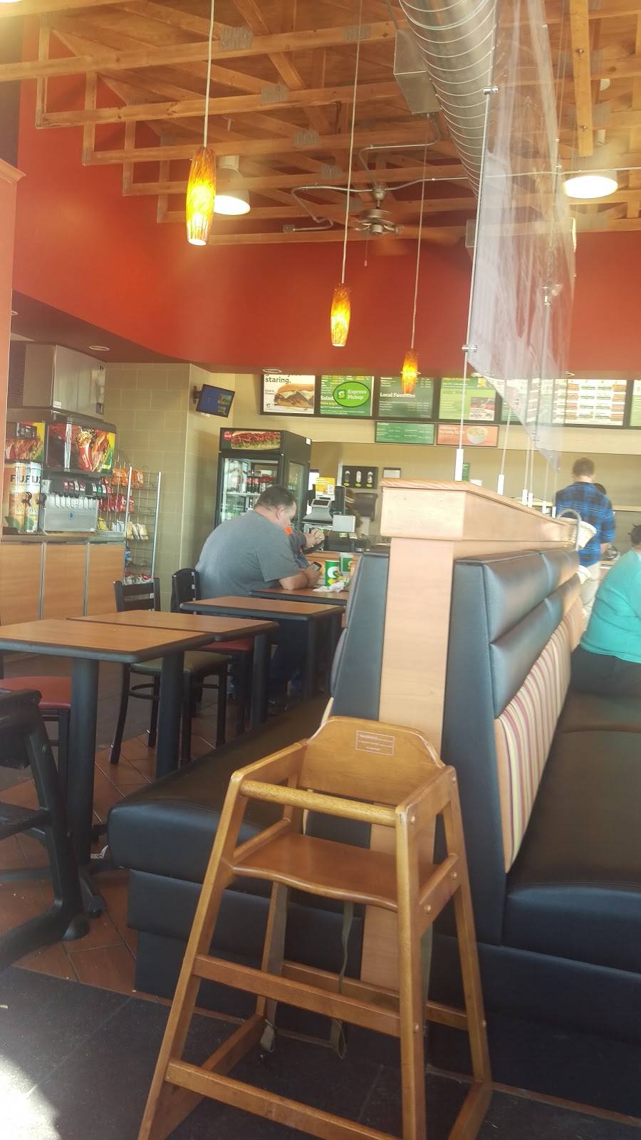 Subway | meal takeaway | 3704 N Maize Rd, Wichita, KS 67205, USA | 3167217777 OR +1 316-721-7777