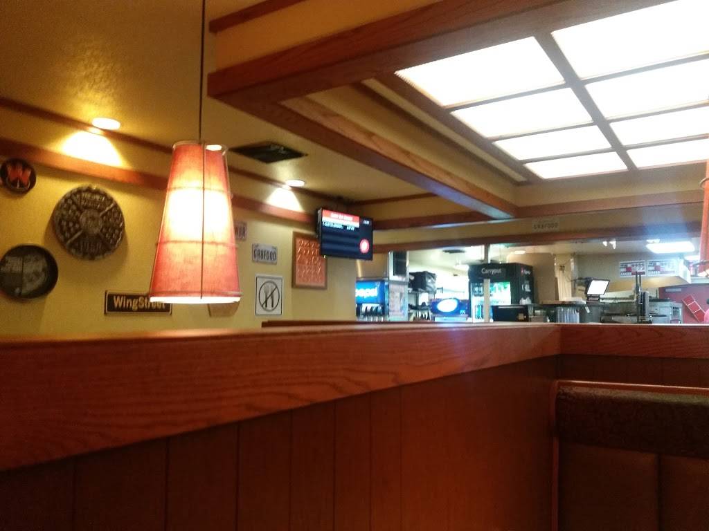 Pizza Hut | restaurant | 31736 Casino Dr, Lake Elsinore, CA 92530, USA | 9516746825 OR +1 951-674-6825