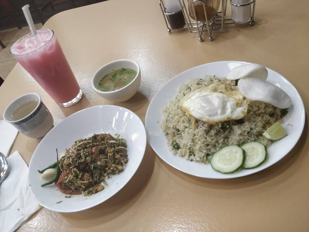 Tea Leaf Garden | restaurant | 2305 W Devon Ave, Chicago, IL 60659, USA | 7738560433 OR +1 773-856-0433