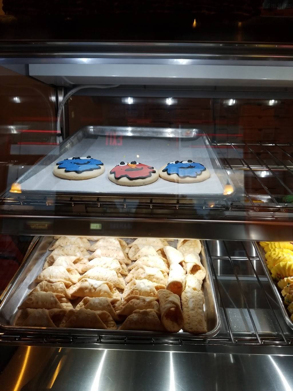 Comellas | restaurant | 1302 Washington St, West Newton, MA 02465, USA | 6179281001 OR +1 617-928-1001