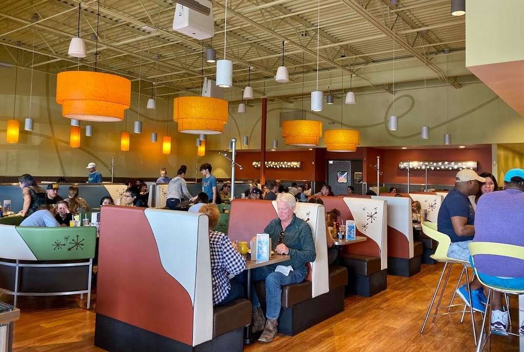 Snooze, an A.M. Eatery | restaurant | 4901 E Ray Rd Suite 120, Phoenix, AZ 85044, USA | 4808937638 OR +1 480-893-7638