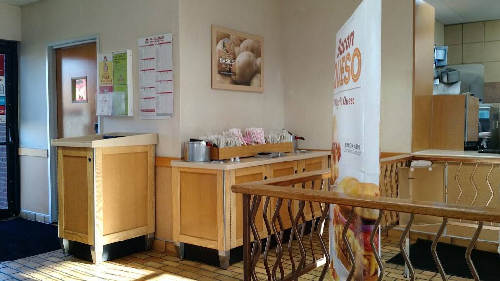 Wendys | restaurant | 315 Oriskany Blvd, Yorkville, NY 13495, USA | 3157367442 OR +1 315-736-7442