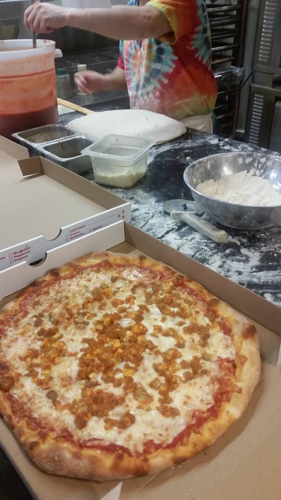 Pops Pizza | restaurant | 528 W Main St, Cheshire, CT 06410, USA | 2032724655 OR +1 203-272-4655