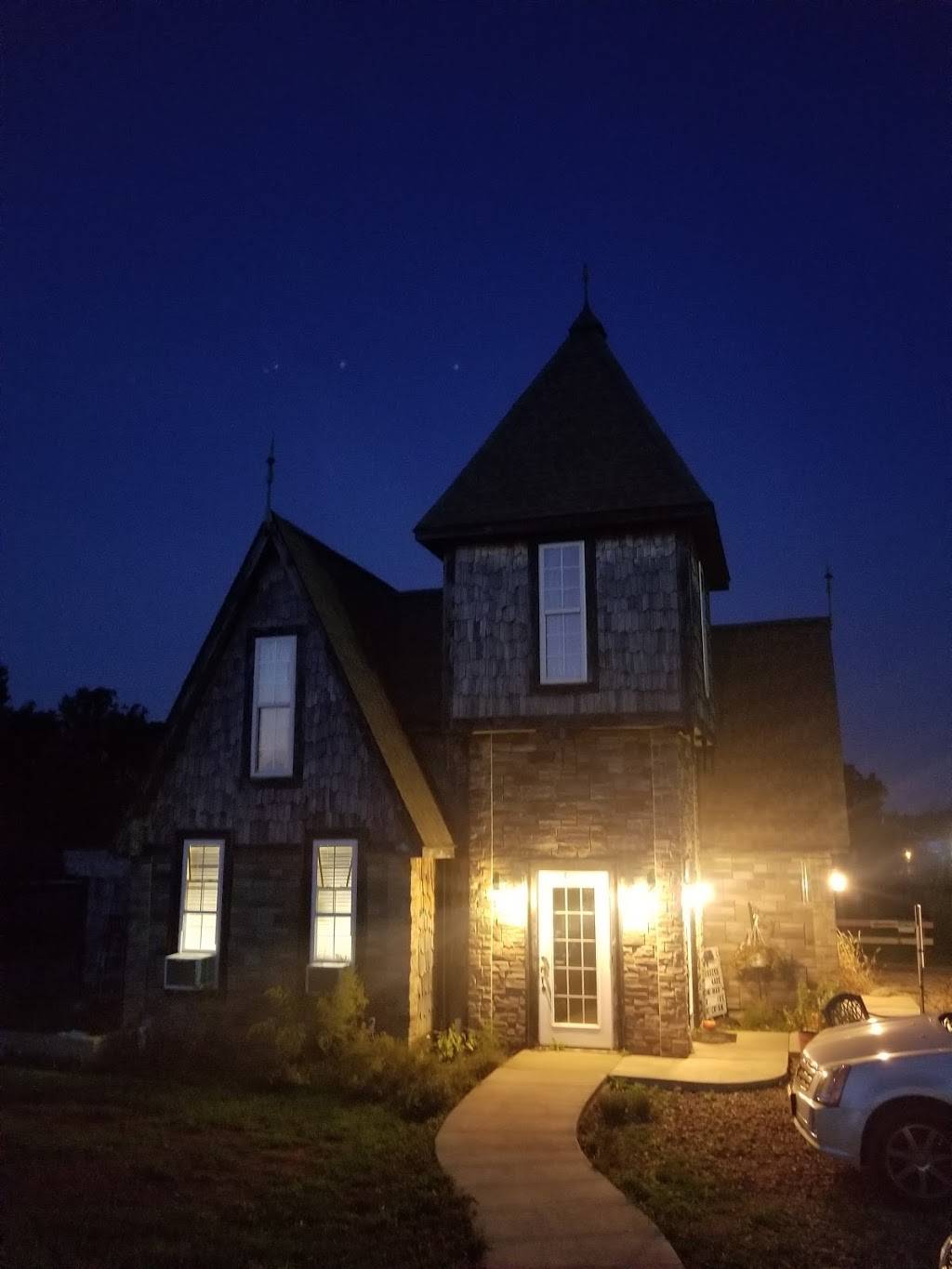 Lionsgate Pizza, Ice Cream & Deli | restaurant | 3355 S Columbus Rd, Wooster, OH 44691, USA | 3303478773 OR +1 330-347-8773