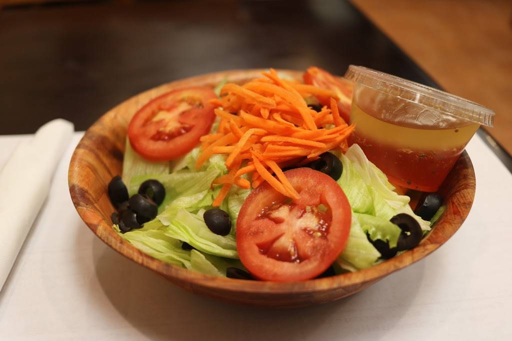 Yorktown Pizza and Pasta | restaurant | 2013 Crompond Rd, Yorktown Heights, NY 10598, USA | 9149620096 OR +1 914-962-0096