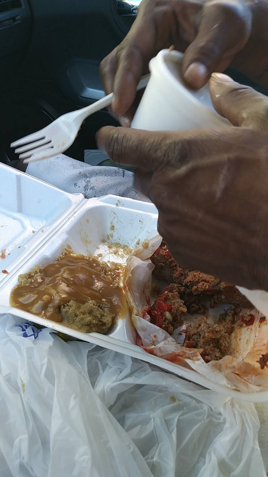 Stacey & Ricks Soulfood | restaurant | 3399 N Sherman Dr, Indianapolis, IN 46218, USA | 3175411929 OR +1 317-541-1929