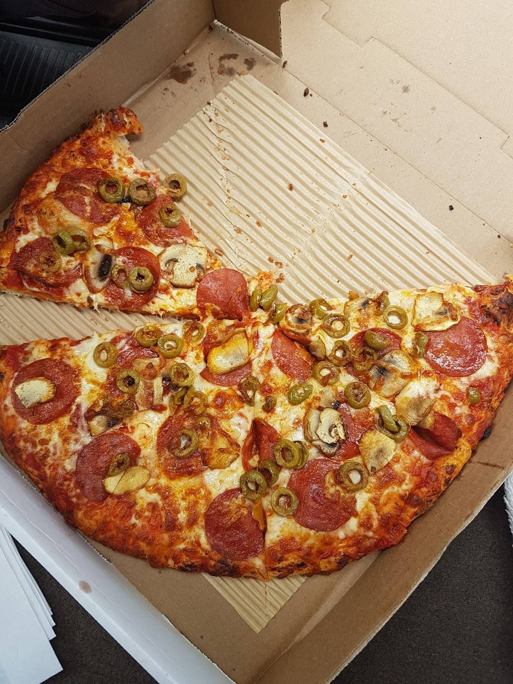 Quick Pizza | meal delivery | 299 The Queensway S, Keswick, ON L4P 2B4, Canada | 9054761212 OR +1 905-476-1212